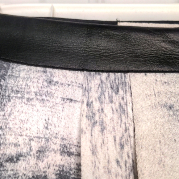 Helmut Lang Asymmetric Grey, White and Yellow Printed Skirt - Picture 4 of 10